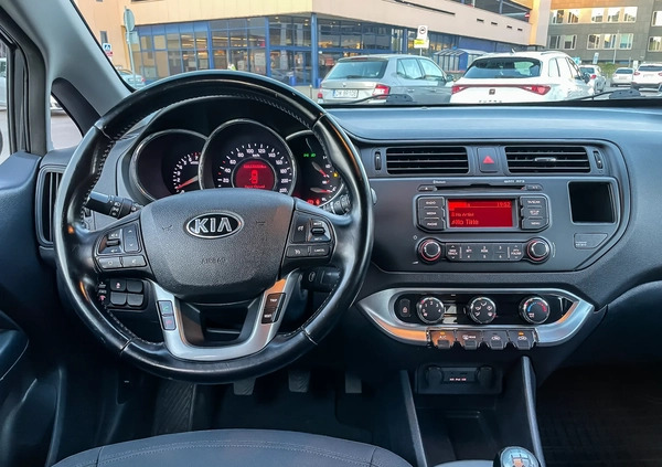 Kia Rio cena 29800 przebieg: 128000, rok produkcji 2014 z Wrocław małe 631